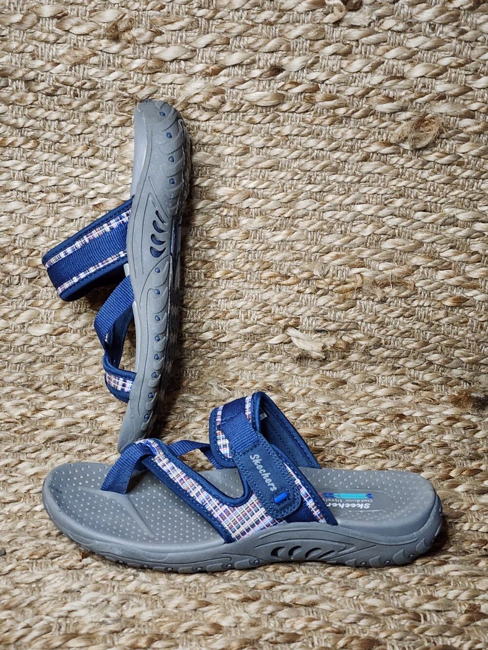 Skechers Women’s Reggae Stockholm Navy Adjustable Strap Sandals Comfort Size 9